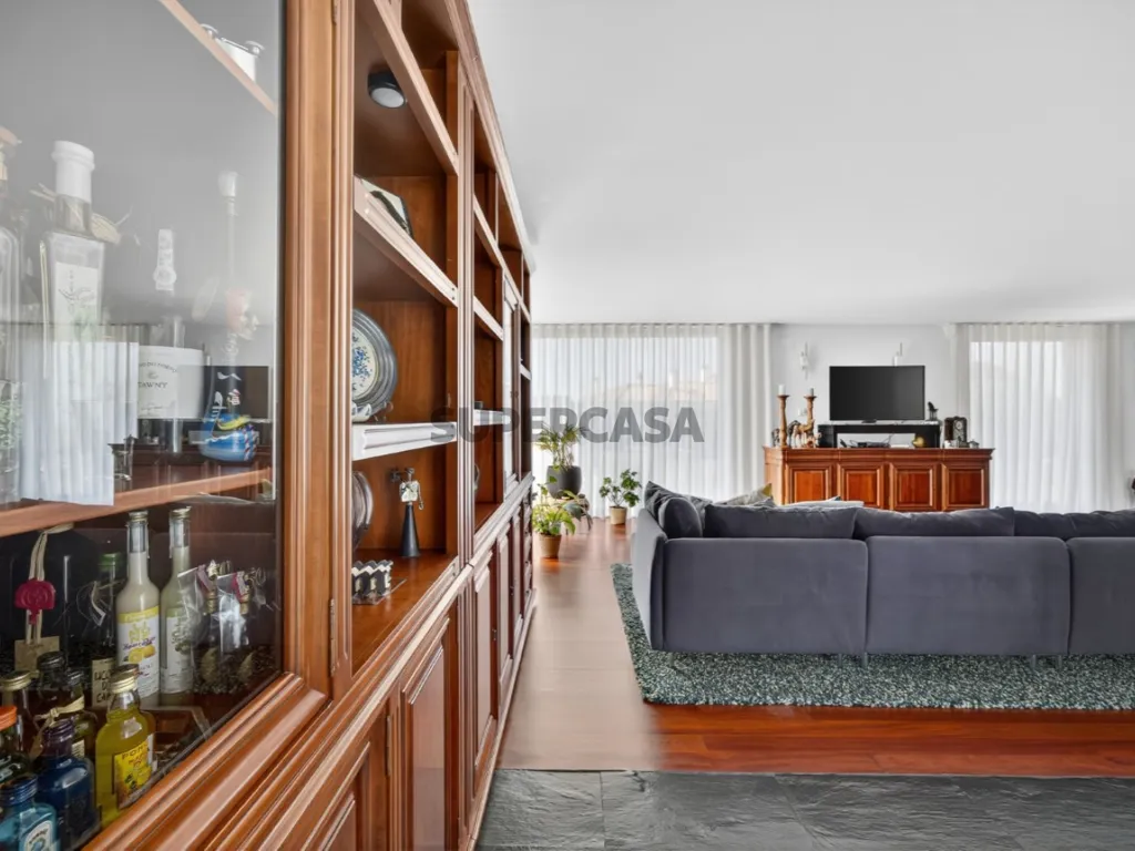 Wohnzimmer - Modern Villa with Industrial Design in Assafora
