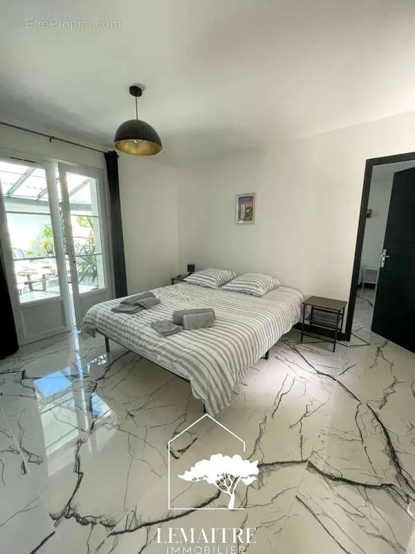 Chambres - Maison Contemporaine avec Piscine aux Mathes