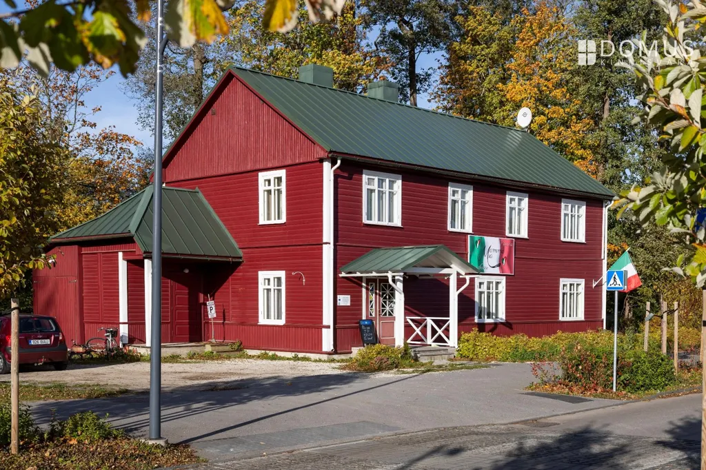 Välivaade - Historic Commercial Building in Kärdla Centre