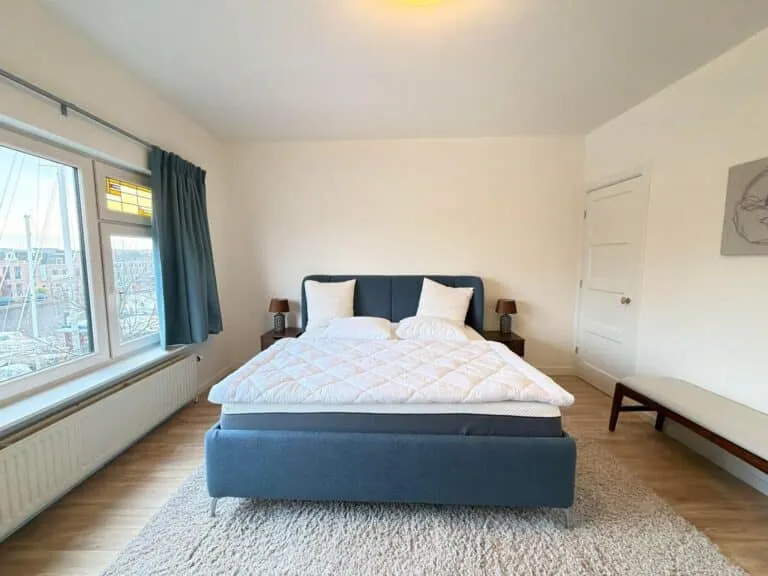 Chambres - Grachten House with Water View in Leiden