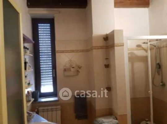 Salles de bain - Three-Bedroom Apartment with Loft in Macomer