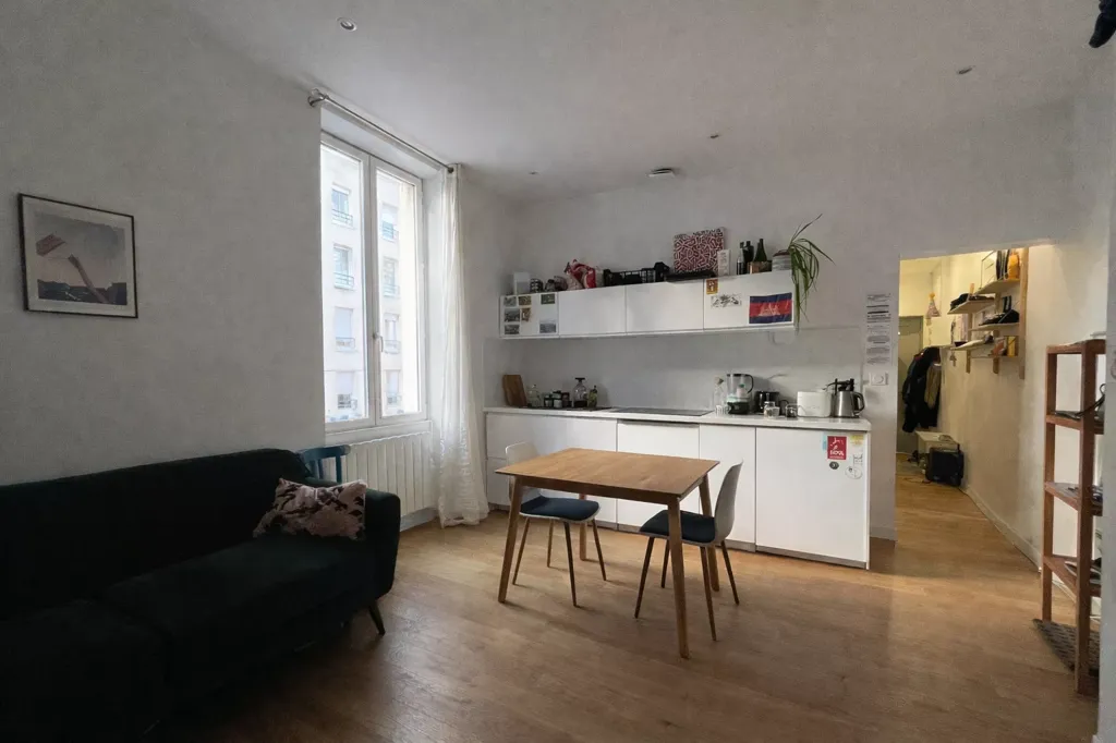 Kitchen - Renovated Flat with Saint-Louis View in Lyon