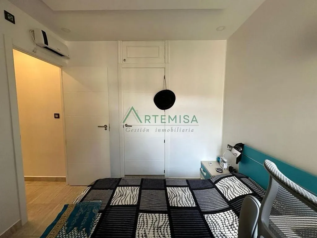 Camere da letto - Reformed Flat with Heating in Caranza, Ferrol