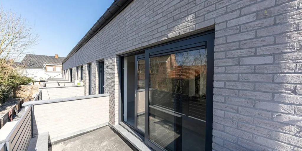 Rõdu - Duplex Flat with Terrace in Nimy, Mons