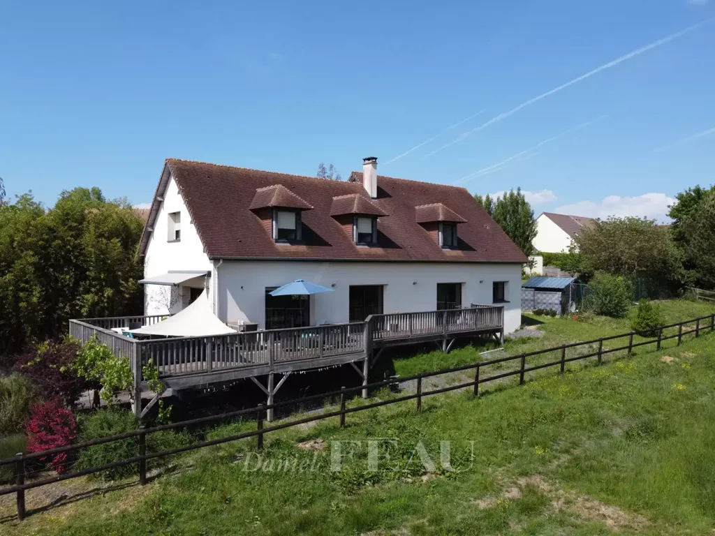 Vue aérienne - Maison Récemment Construite avec Vue sur la Touques à Trouville-sur-Mer