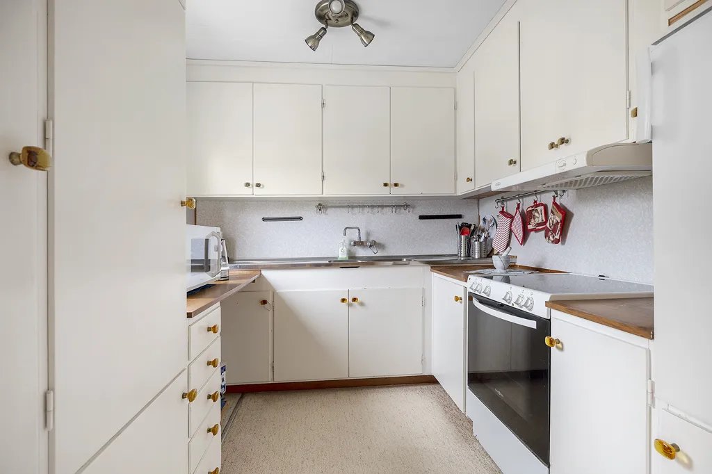 Cuisine - One-Storey House with Garden in Ale, Luleå