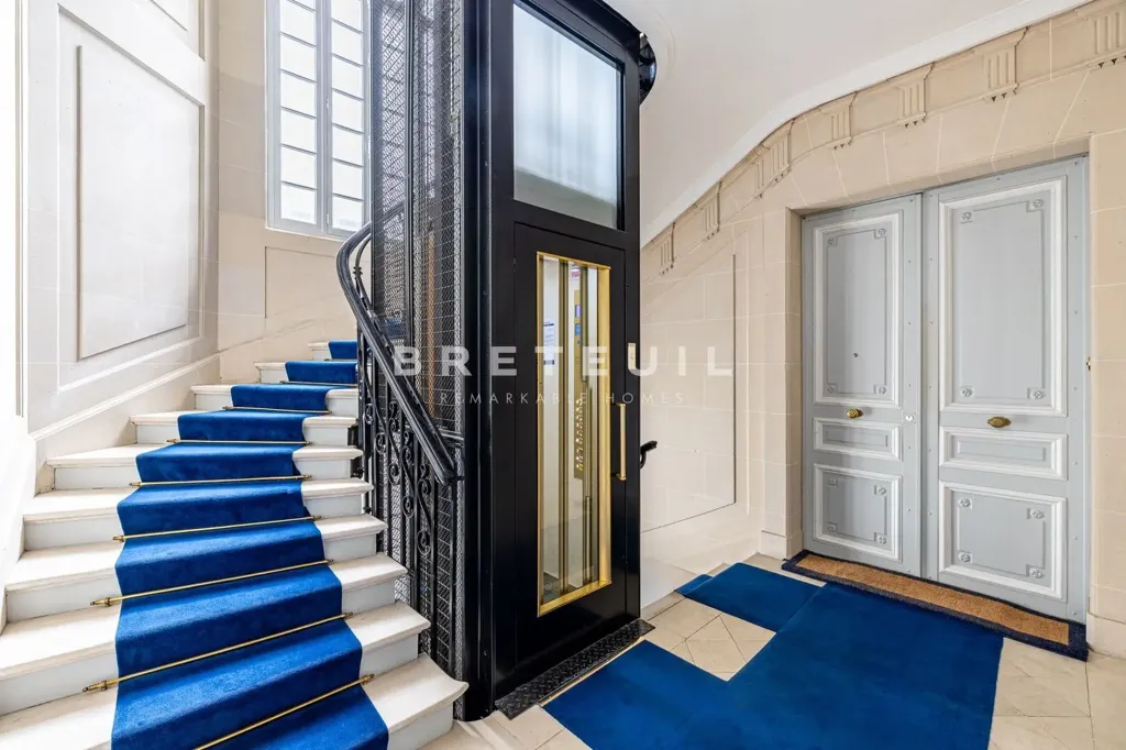 Pièces - Appartement 5 pièces à Paris 16ème