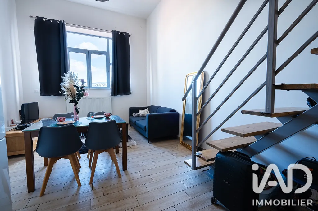 Söögituba - Loft with Ascenseur in Saint-Étienne
