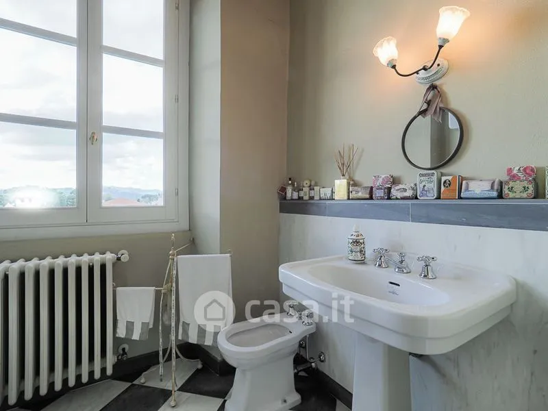 Vannitoad - Attico with Balcony in Sarzana