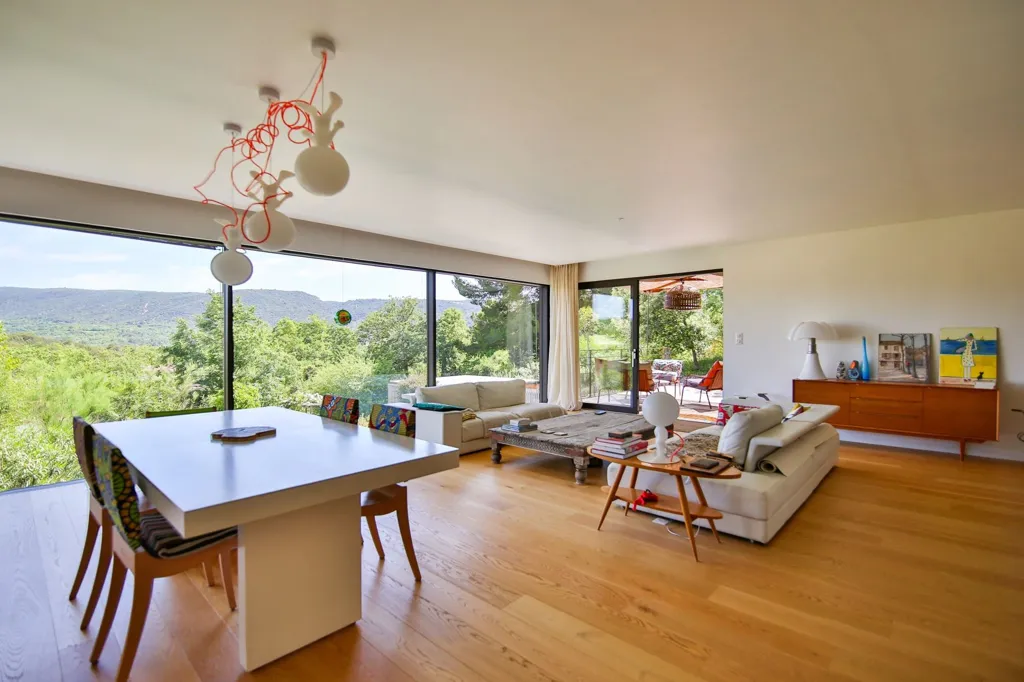 Salle à manger - Maison Conçue par Architecte avec Piscine à Malemort-du-Comtat