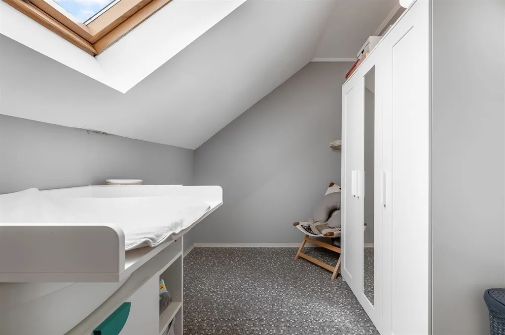 Pièces - Duplex avec Deux Chambres à Beringen