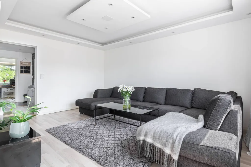 Elutuba - Bright Apartment with Balcony in Stockholm
