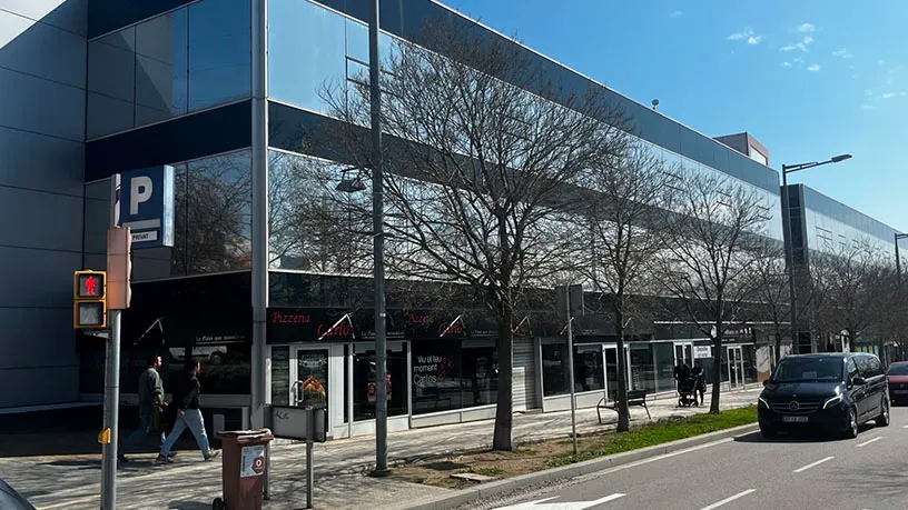 Extérieur - Parking Space in Office Building, Rubí