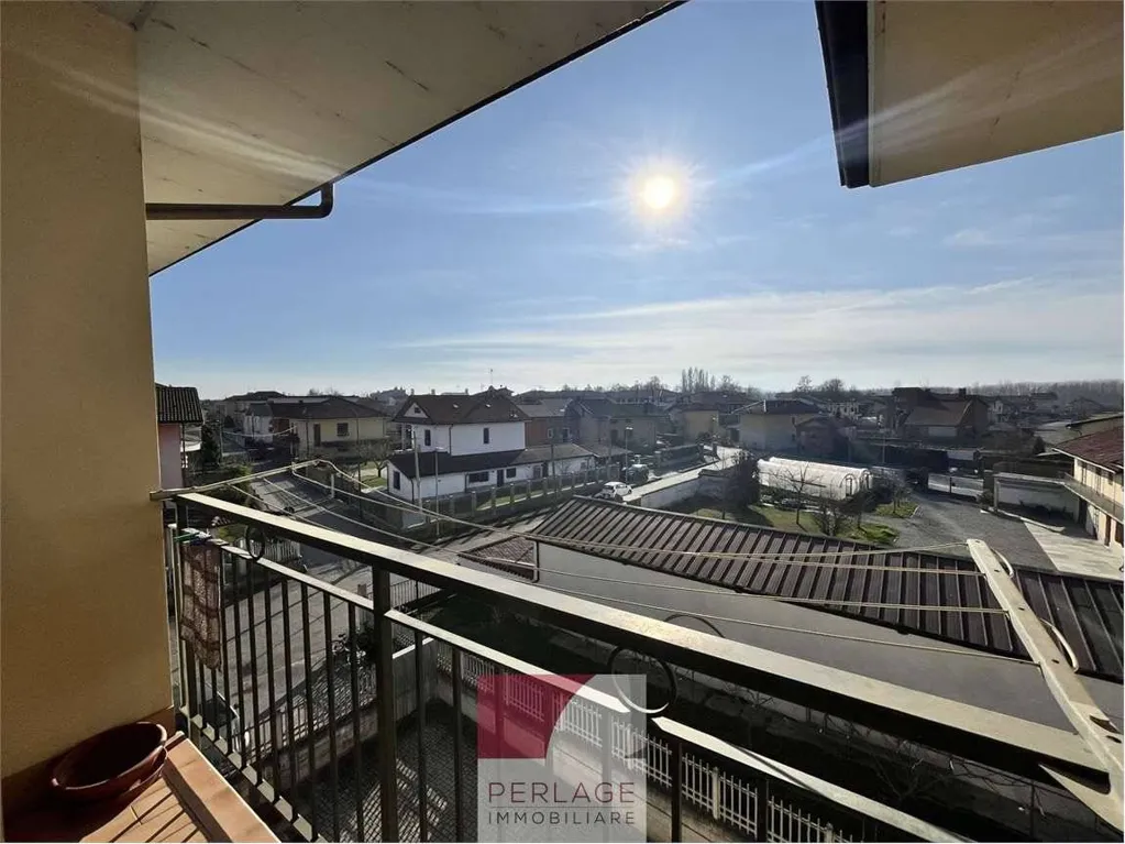 Balcony - Apartment with Panoramic View in Cavallermaggiore