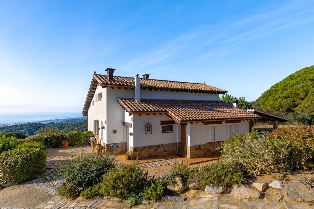 Välivaade - Luxury Detached House with Sea View in Mataró