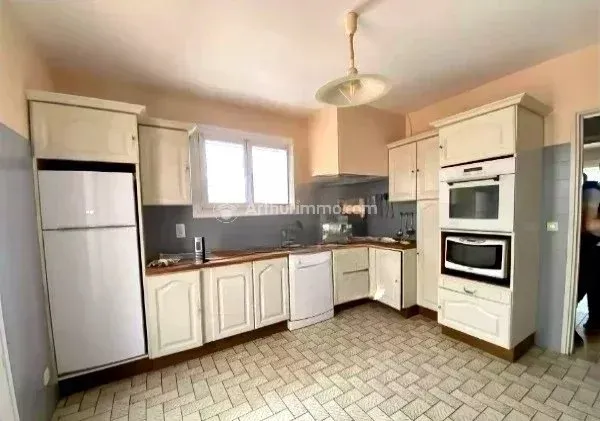 Cuisine - Maison 9 pièces à Burlats
