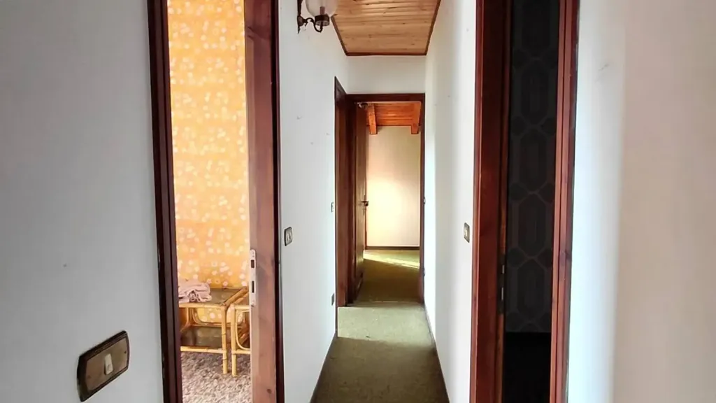 Esik - Bifamiliar Villa with Panoramic View in Marmentino