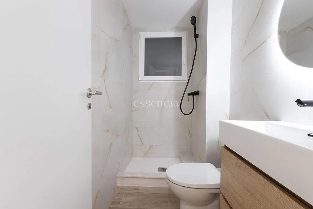 Vannitoad - Fully Renovated Flat with Lift in Gandia
