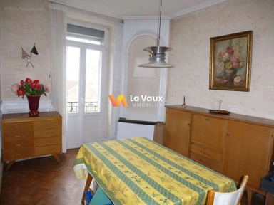 Dining Room - Traversant Apartment with Parquet Floors in Nancy Centre