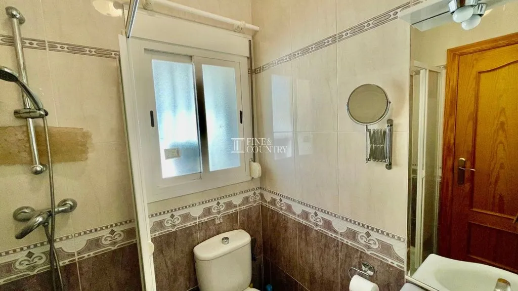 Salles de bain - Luxury Villa with Mountain Views in Jalón