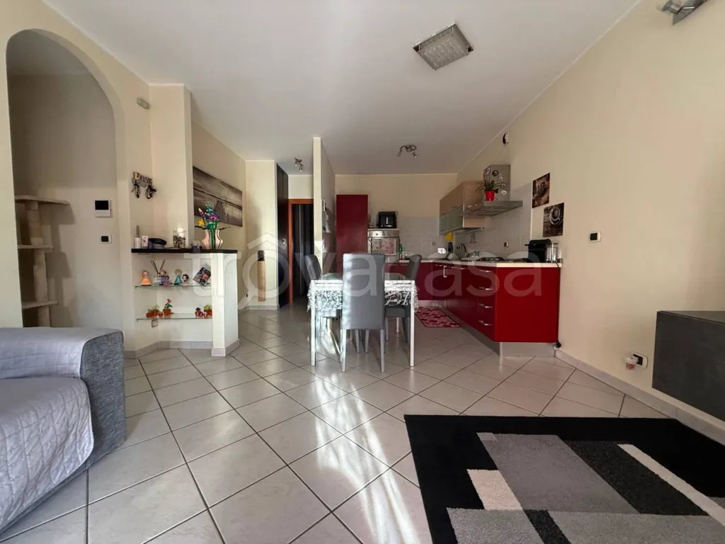 Soggiorno - Modern Studio with Balcony in Settimo Torinese
