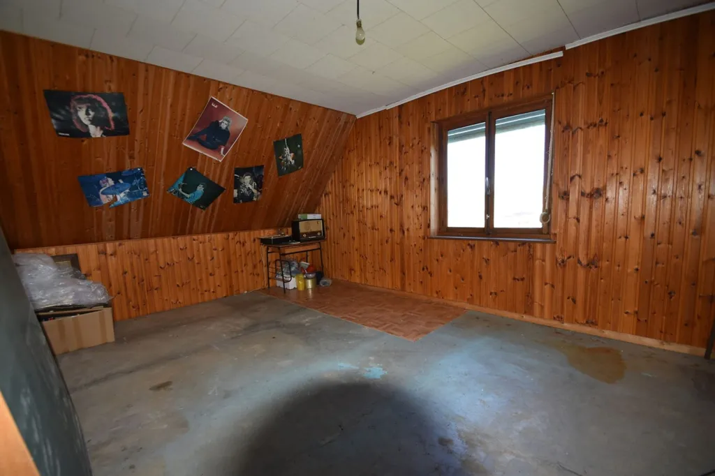 4-bedroom house in Musson