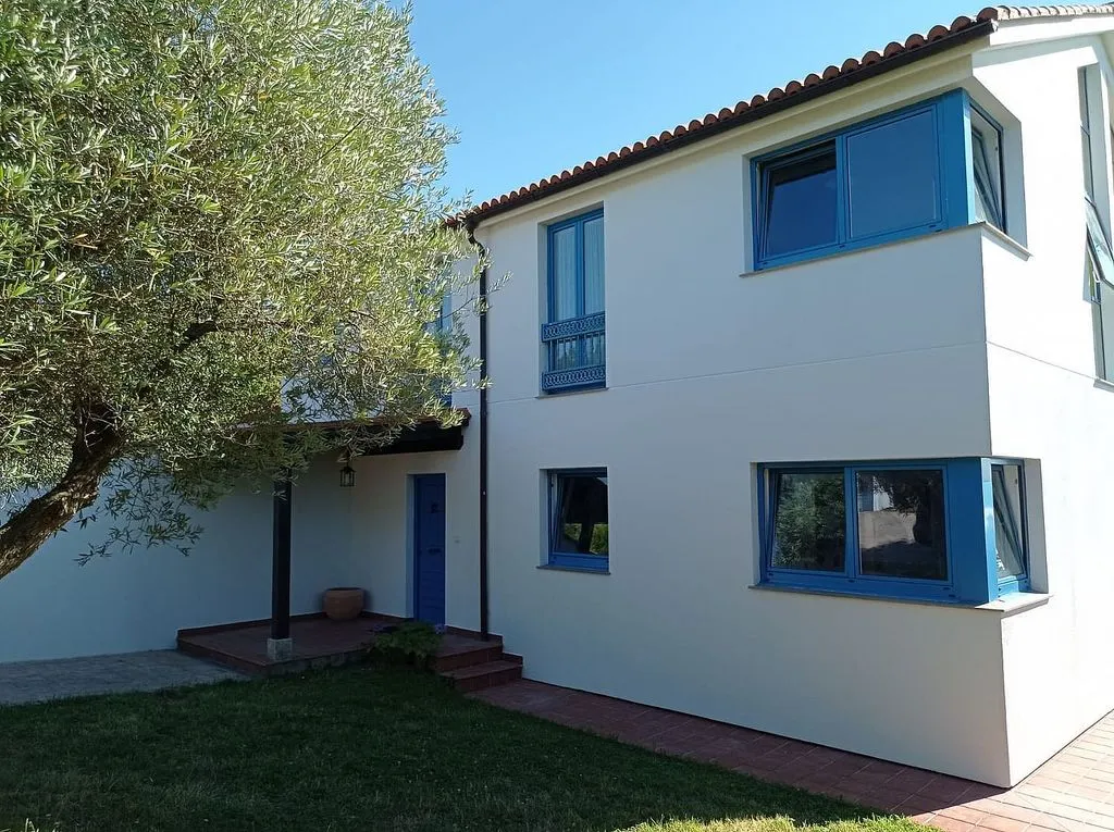 Esterno - Chalet with Golf Course Views near Perbes
