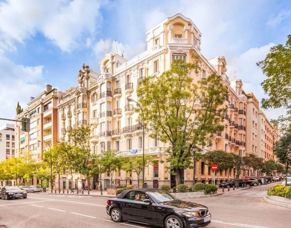 Välivaade - Apartment with Balcony in Paseo de Eduardo Dato, Madrid