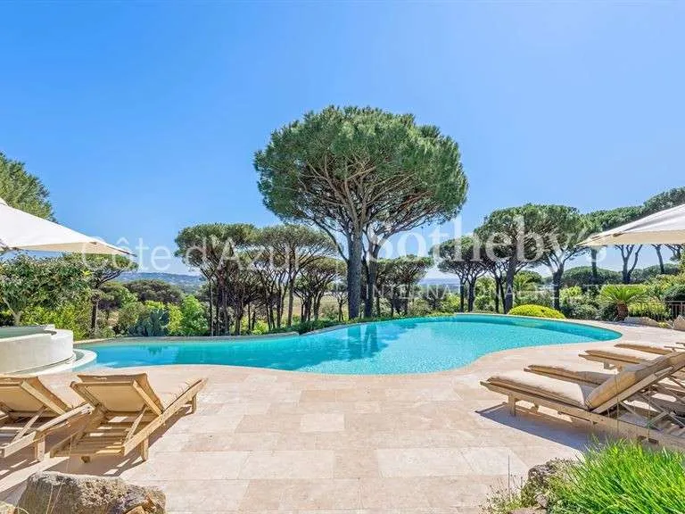 Bassein - Villa with Sea View on 1 Hectare in Ramatuelle