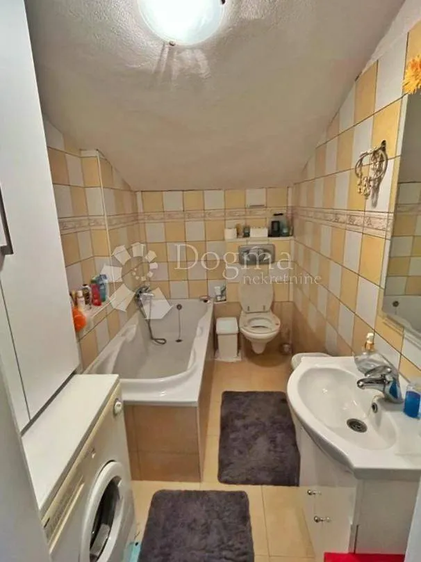 Vannitoad - Apartment House with Pool in Ližnjan