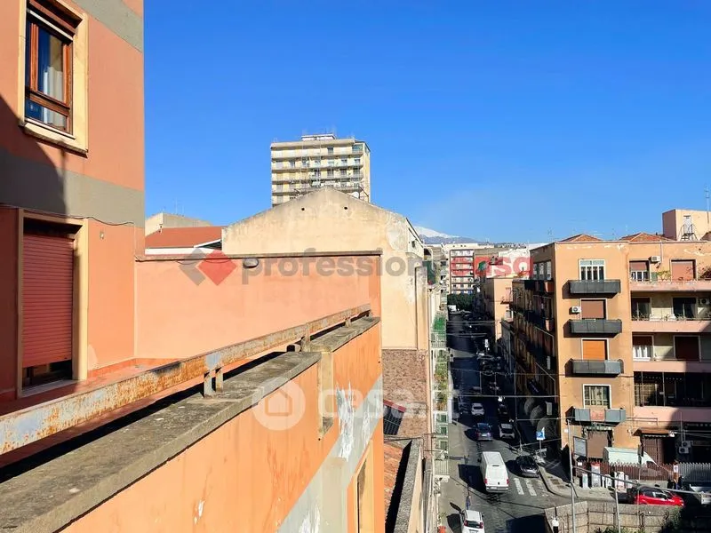 Balcony - Rented Apartment with Terrace in Catania