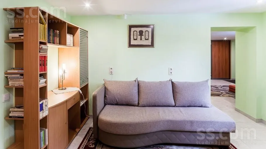 Soggiorno - Apartment with Lake View in Riga's Berģi