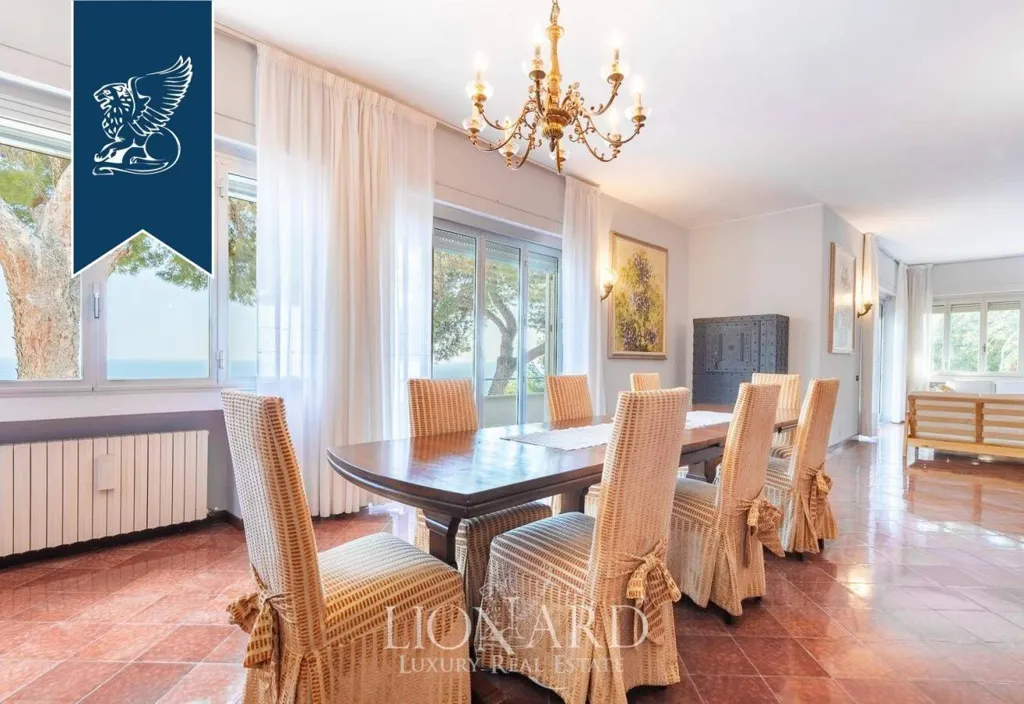 Salle à manger - Luxury Villa with Sea View in Bordighera