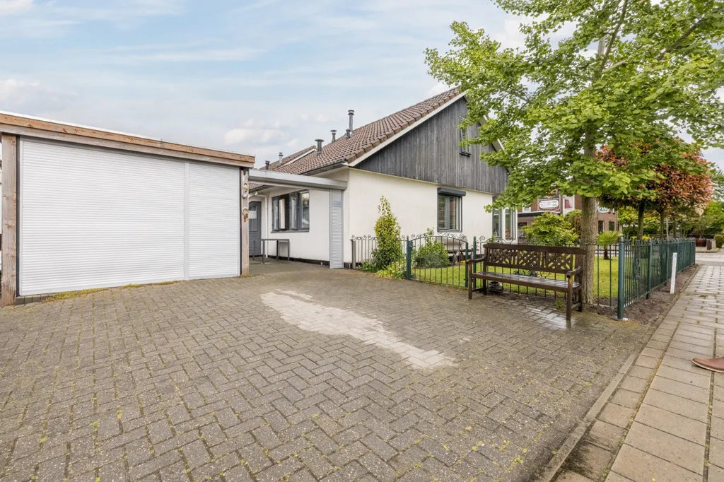 Välivaade - Terraced House with Garden in Vroomshoop