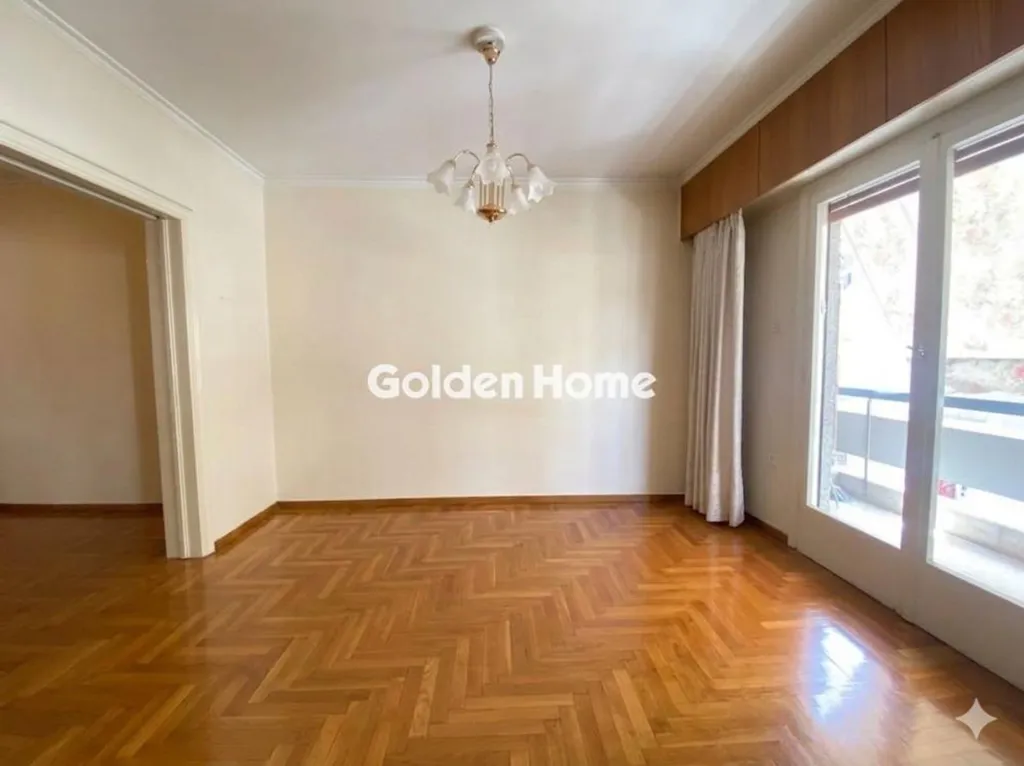 Séjour - Apartment with Balcony in Kypseli