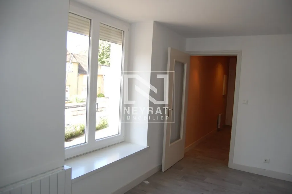 Pièces - Appartement T3 avec Interphone à Sennecey-le-Grand