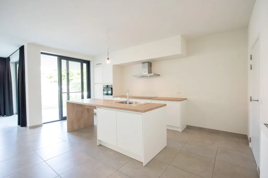 Cucina - Ground Floor Apartment with Garden in Waregem