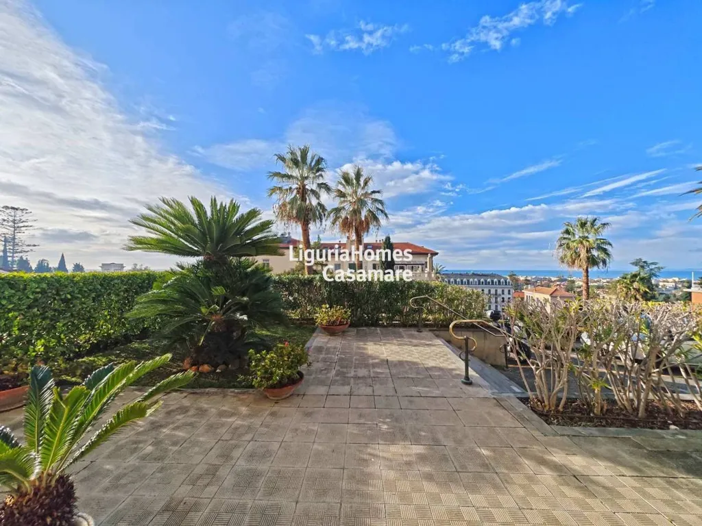 Terrass - Luxury Apartment with Sea View in Bordighera