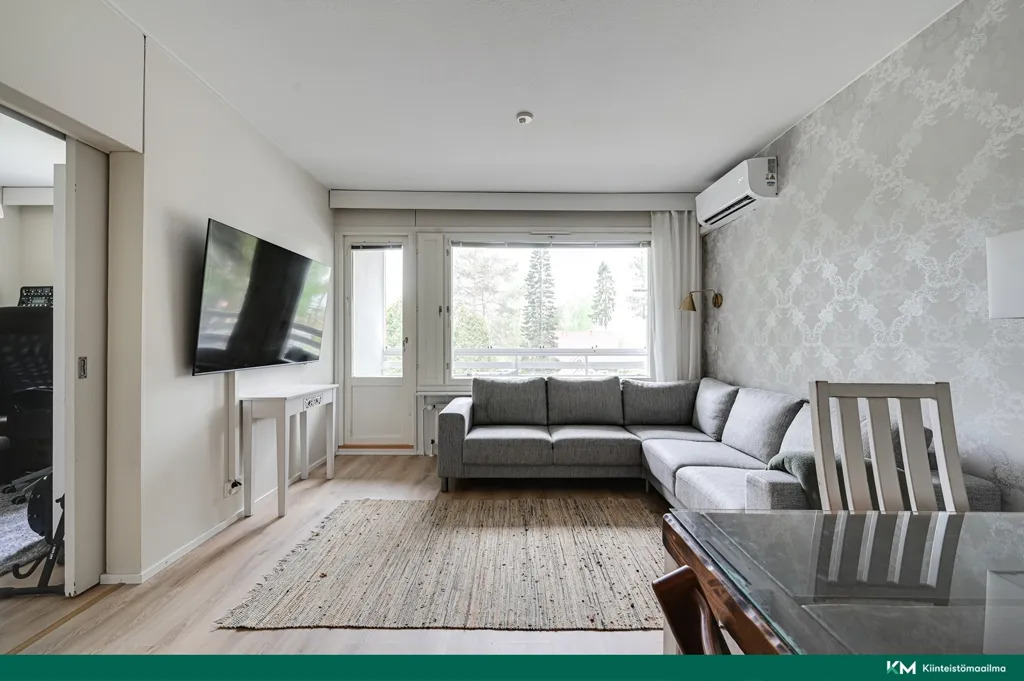 Séjour - Modernised Apartment with Terrace in Kellokoski