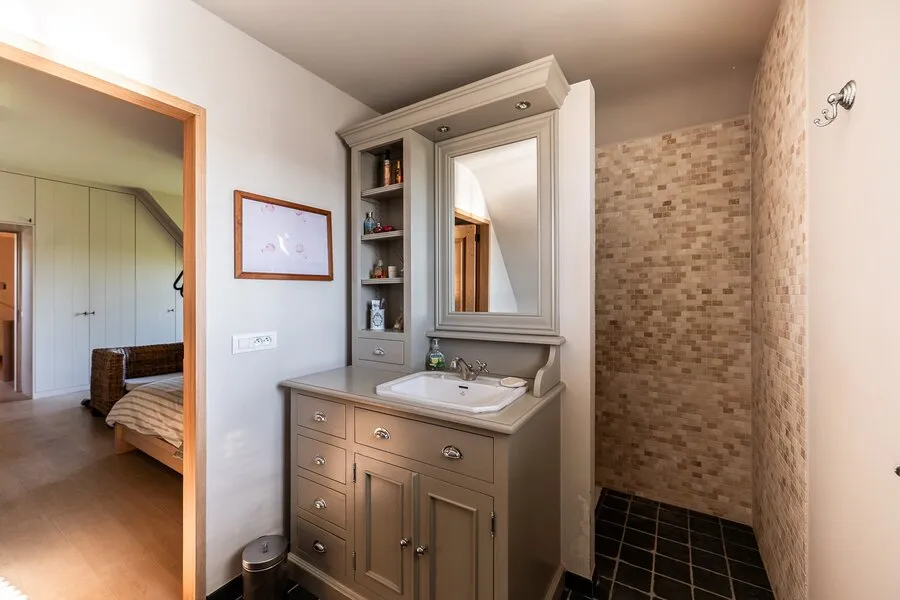 Bagni - Villa with Equestrian Facilities in Vinkt