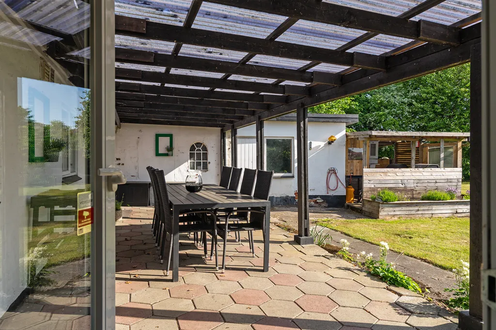 Terrass - Historic Villa with Garden in Aulum