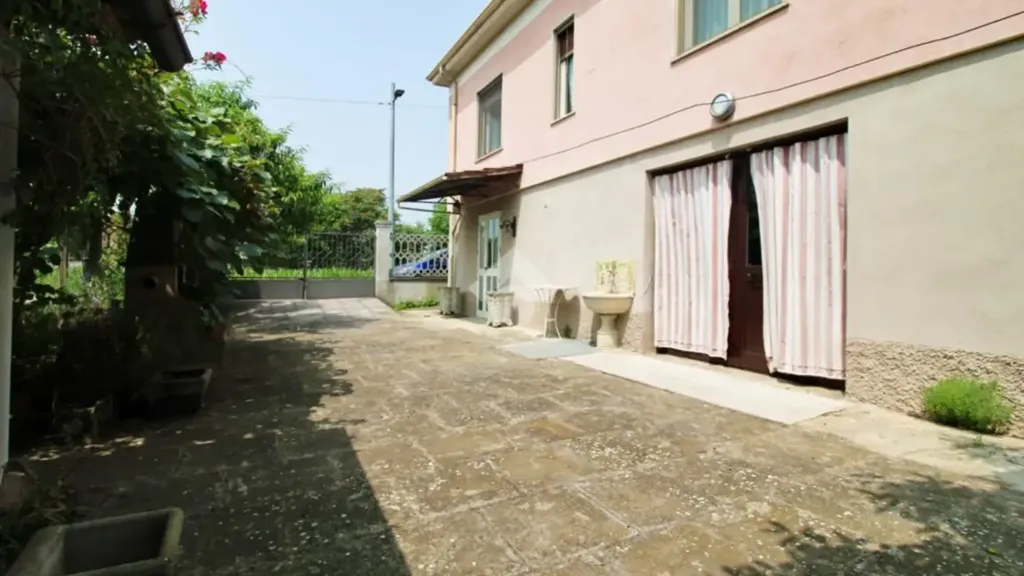 Aed - Villa with Two Units in Garlasco