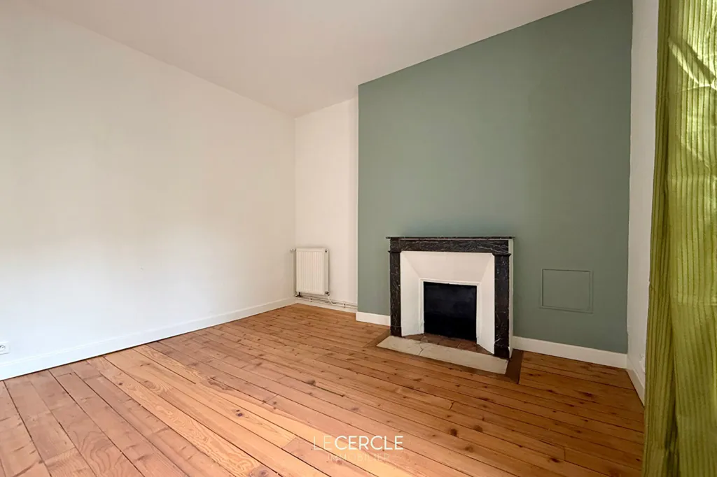 Elutuba - City Centre House with Three Levels in Senlis