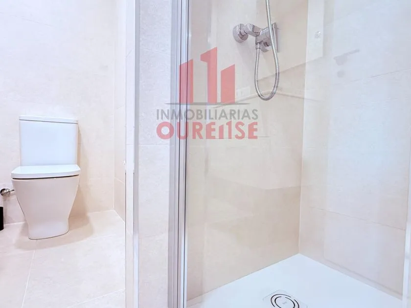 Salles de bain - New Flat with Garden View in Ourense