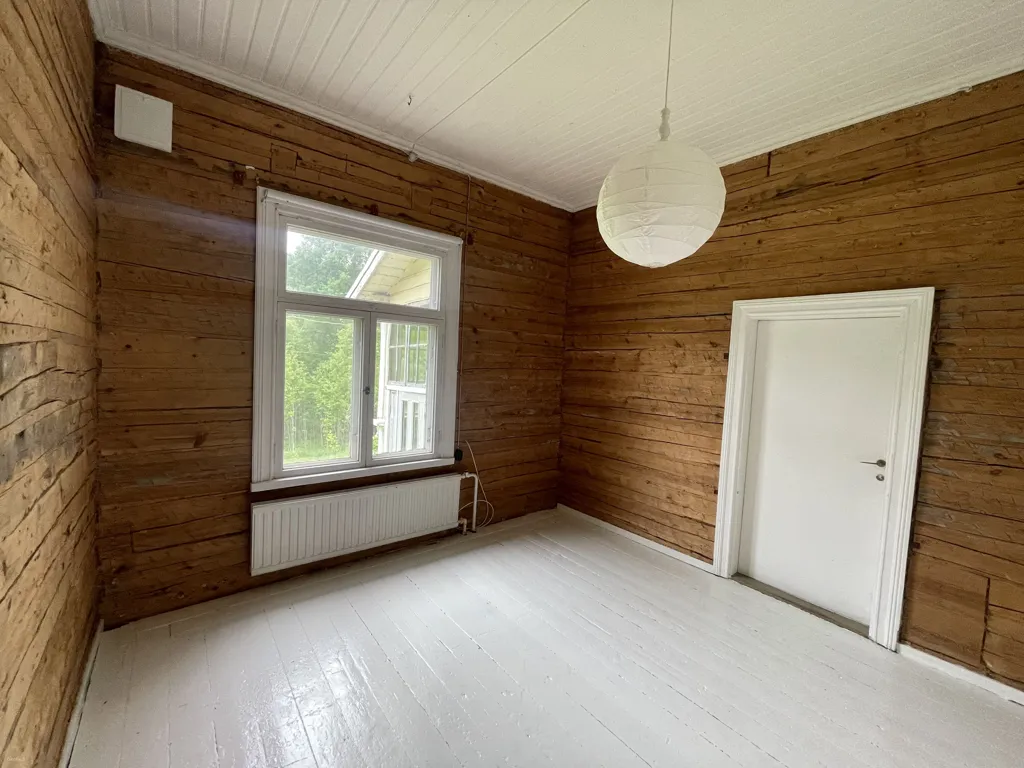 Pièces - Historic Manor with Garden in Lohja