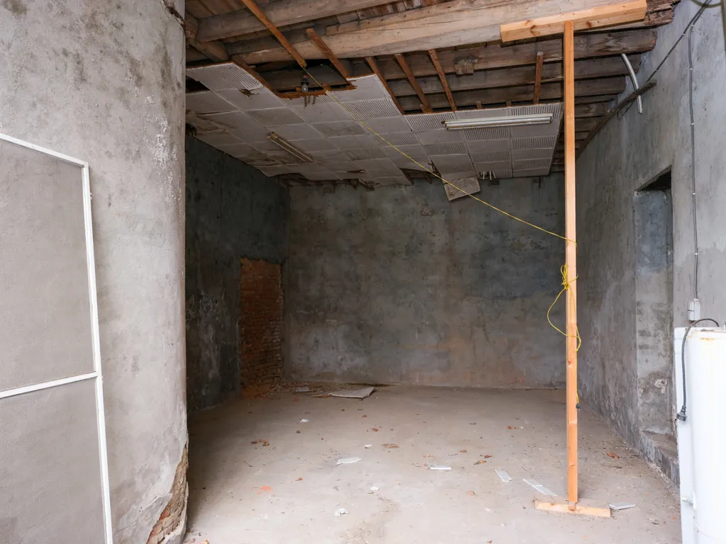 other_room
