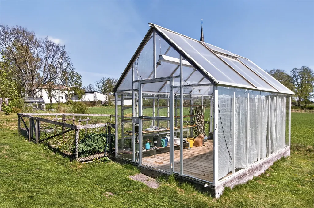 Aed - Ensuite Villa with Garden in Jönåker