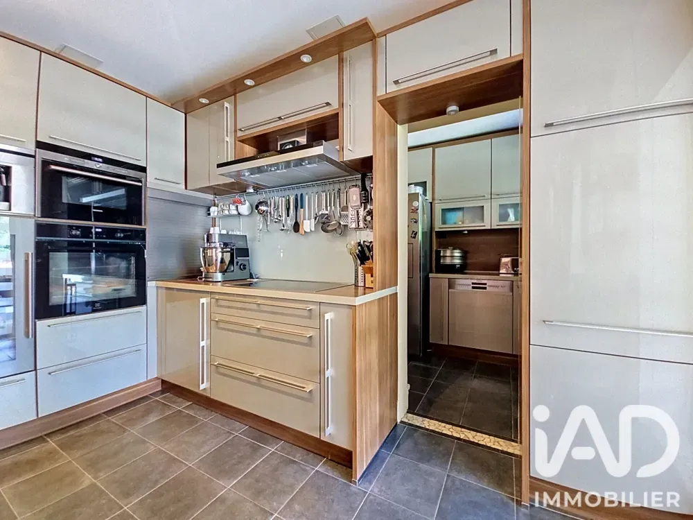 Cucina - Prestigious House with Jacuzzi in Maisse