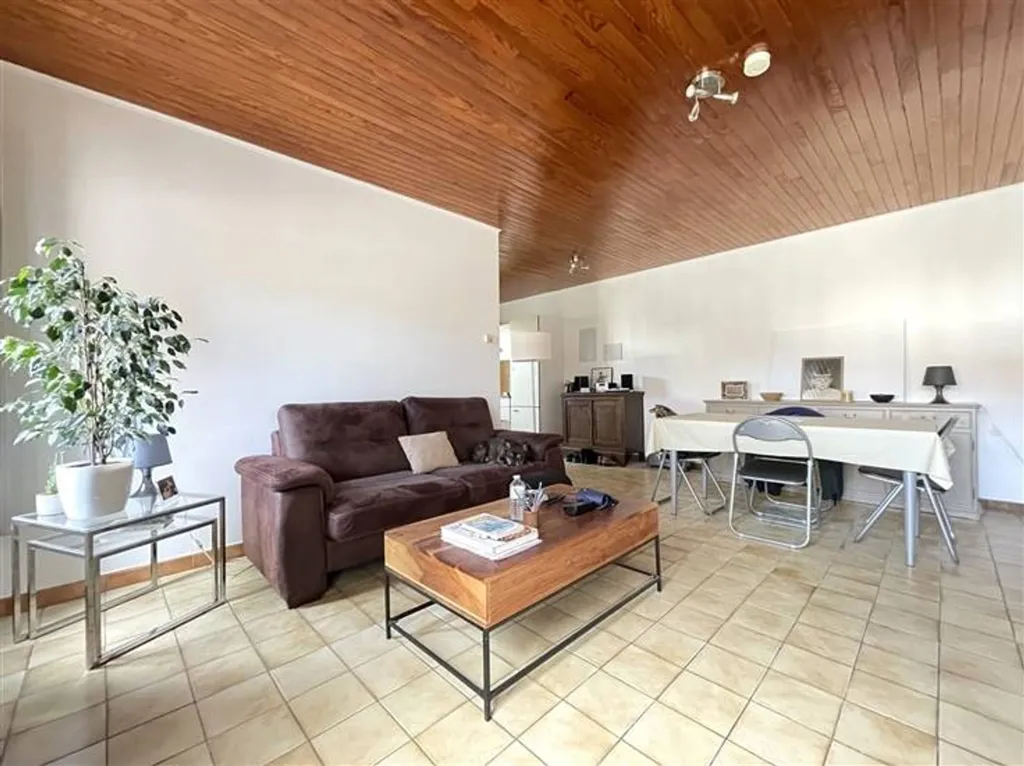 Elutuba - First Floor Flat with Parking in Grez-Doiceau