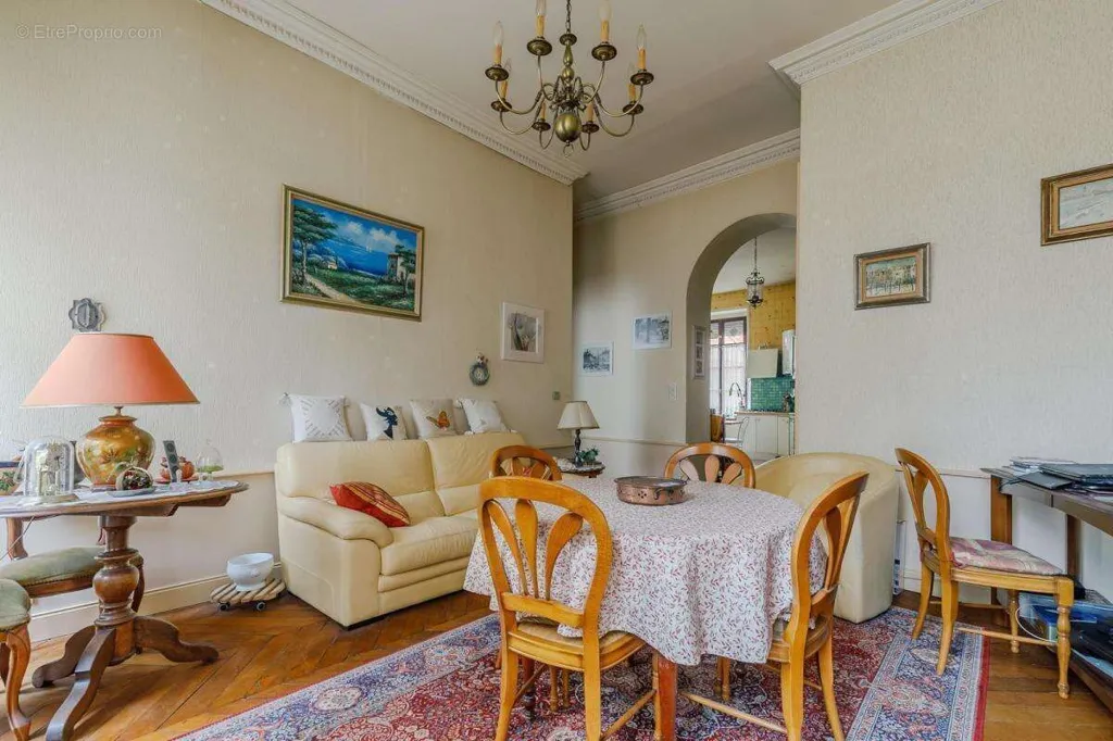 dining_room